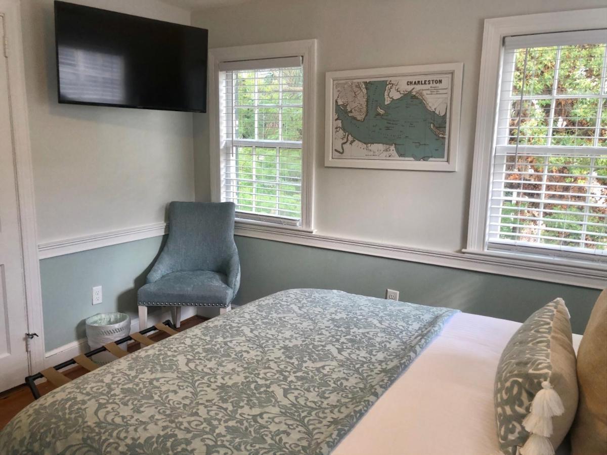 Daybed With Trundle In The Beautiful Ashley Inn 4 Blocks From King St Charleston Exteriör bild