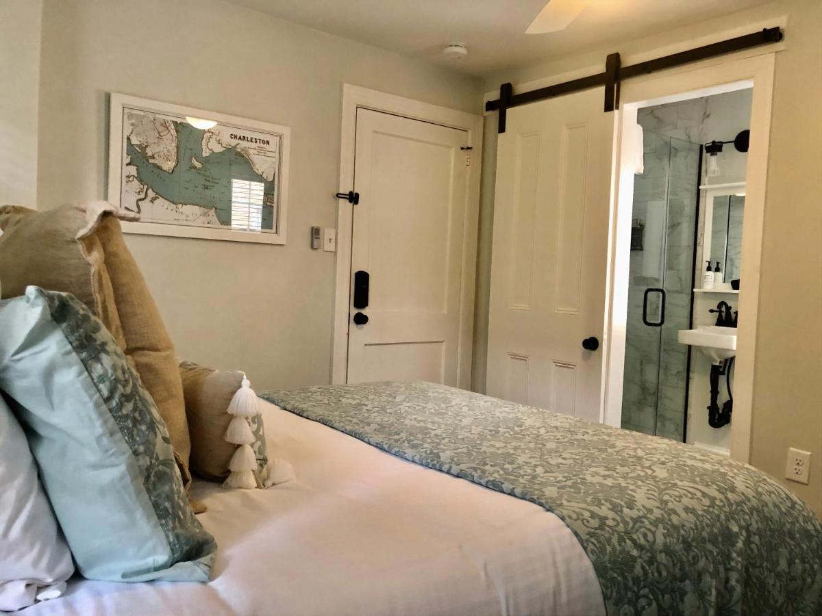 Daybed With Trundle In The Beautiful Ashley Inn 4 Blocks From King St Charleston Exteriör bild