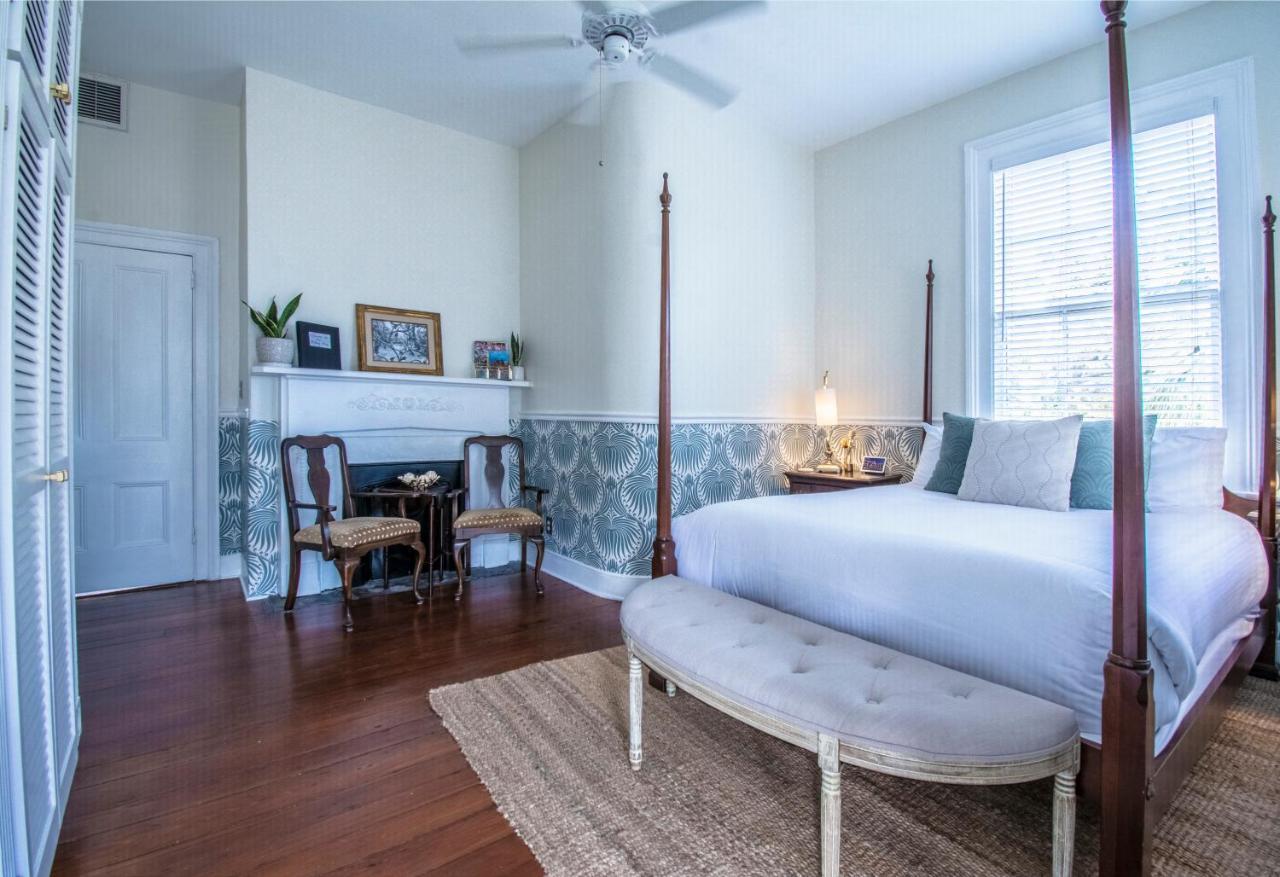 Daybed With Trundle In The Beautiful Ashley Inn 4 Blocks From King St Charleston Exteriör bild