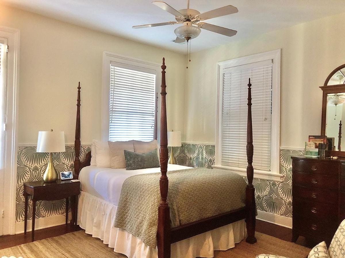 Daybed With Trundle In The Beautiful Ashley Inn 4 Blocks From King St Charleston Exteriör bild