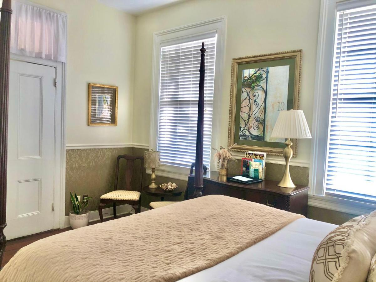Daybed With Trundle In The Beautiful Ashley Inn 4 Blocks From King St Charleston Exteriör bild