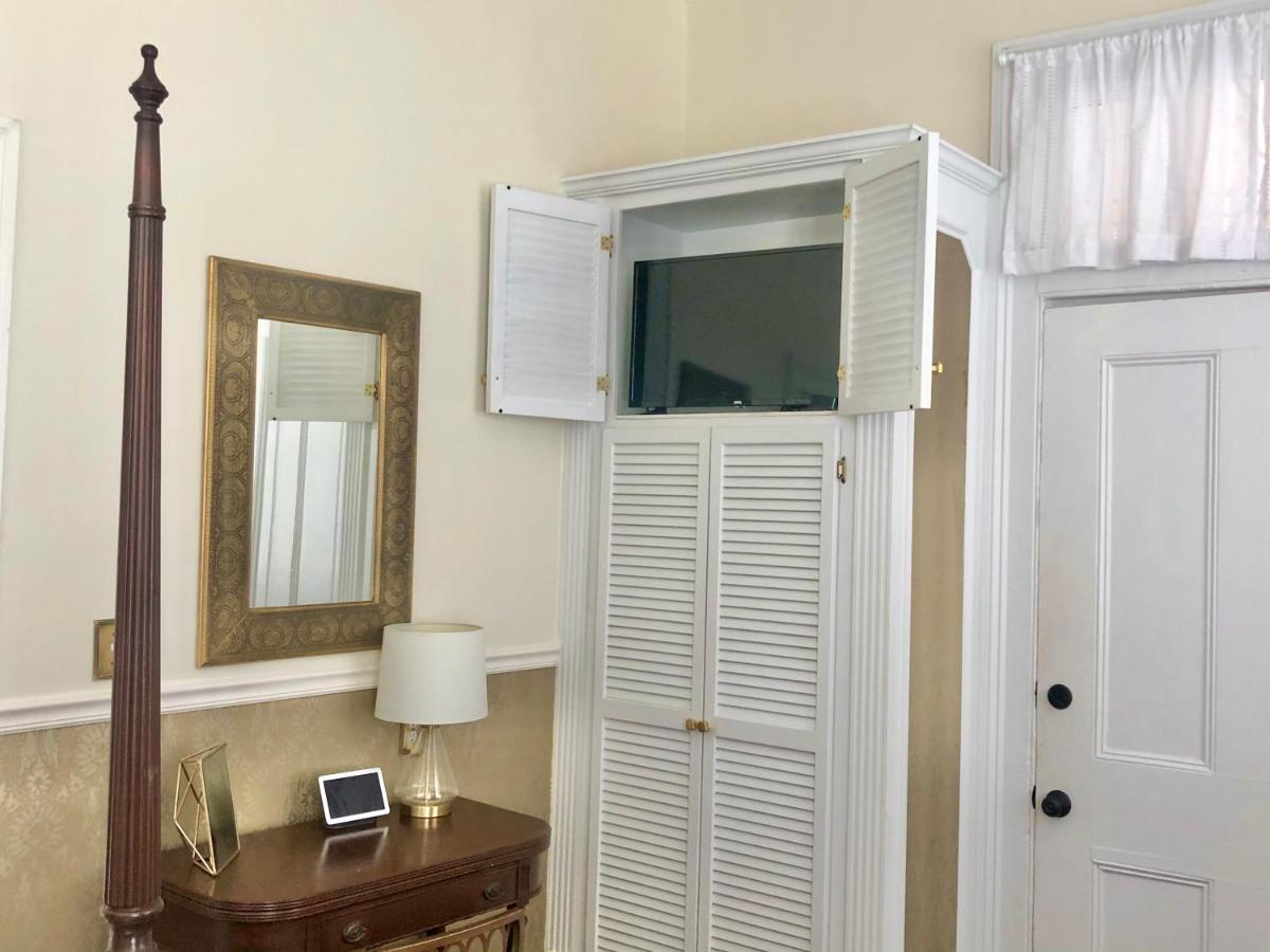 Daybed With Trundle In The Beautiful Ashley Inn 4 Blocks From King St Charleston Exteriör bild