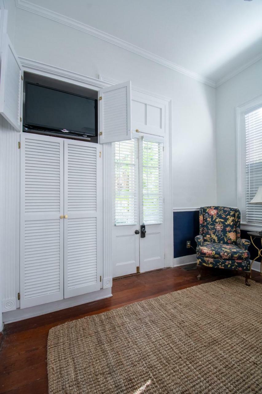 Daybed With Trundle In The Beautiful Ashley Inn 4 Blocks From King St Charleston Exteriör bild