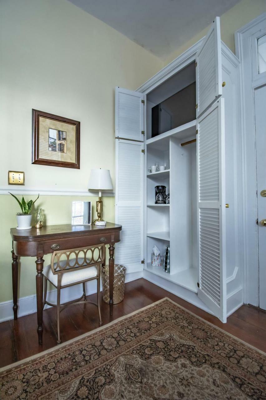 Daybed With Trundle In The Beautiful Ashley Inn 4 Blocks From King St Charleston Exteriör bild
