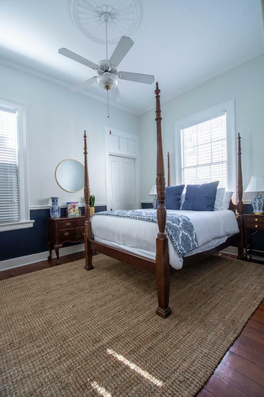 Daybed With Trundle In The Beautiful Ashley Inn 4 Blocks From King St Charleston Exteriör bild